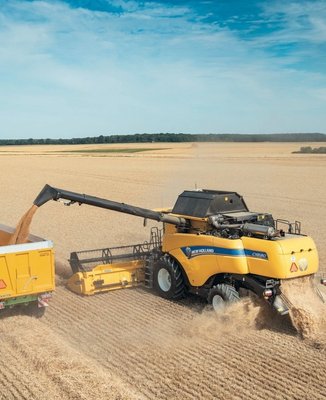 ITT CM93. Cosechadoras CX7 y CX8 de New Holland