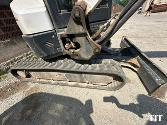 Excavadora Bobcat E35 - 2