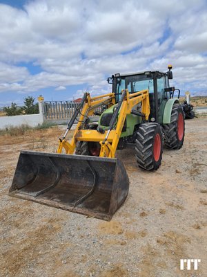 Tractor agricola Claas CELTIS 436 - 1