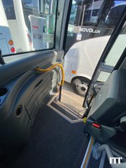 Bus / autocar ISUZU Novo Nees - 26