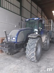 Tractor agricola Valtra T190 - 1