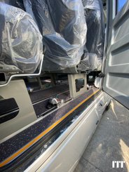 Bus / autocar ISUZU Novo Nees - 6
