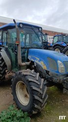 Tractor agricola New Holland T4050 - 1