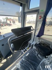 Bus / autocar ISUZU Turquoise Nees - 6