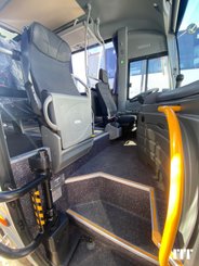 Bus / autocar ISUZU Novo Nees - 8
