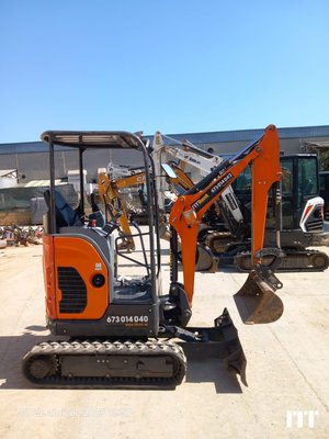 Excavadora Doosan DX17Z - 1