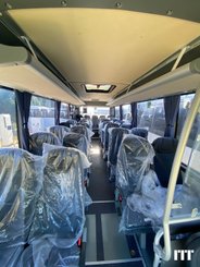 Bus / autocar ISUZU Novo Nees - 18