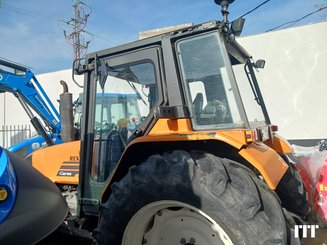 Tractor agricola Renault CERES 85 - 2