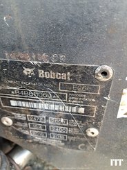 Excavadora Bobcat E26 - 2