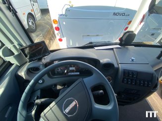 Bus / autocar ISUZU Novo Nees - 15