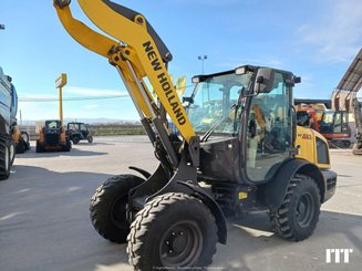 Cargadora de ruedas New Holland W 50 C - 1