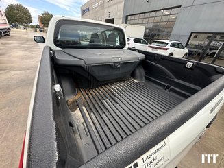 Coche Mitsubishi L200 - 5