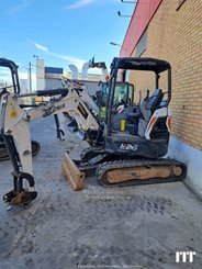 Excavadora Bobcat E26 - 1