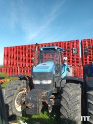 Tractor agricola New Holland TM 175 - 5