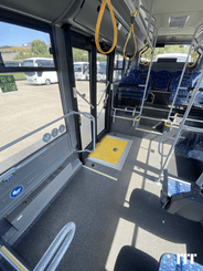 Bus / autocar ISUZU Novociti Life  - 14