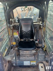 Minicargadora Takeuchi TL 8 - 5