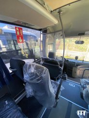 Bus / autocar ISUZU Novo Nees - 24
