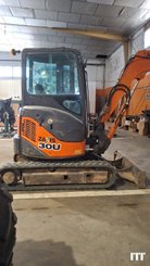Excavadora Hitachi ZX 30 U-2 - 1