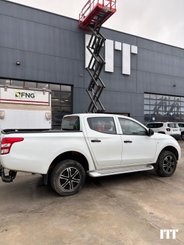 Coche Mitsubishi L200 - 1