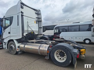 Cabezas tractoras Iveco 460 NP - 2