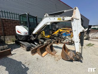 Excavadora Bobcat E34 E2V - 2