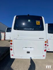 Bus / autocar ISUZU Novo Nees - 2