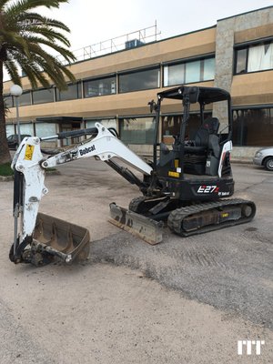 Excavadora Bobcat E27Z E2V - 1