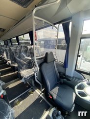Bus / autocar ISUZU Turquoise Nees - 8