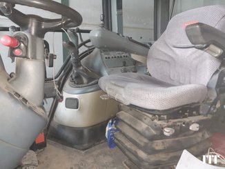 Tractor agricola Valtra T190 - 5