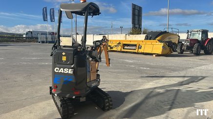 Excavadora Case Construction CX15EV - 2