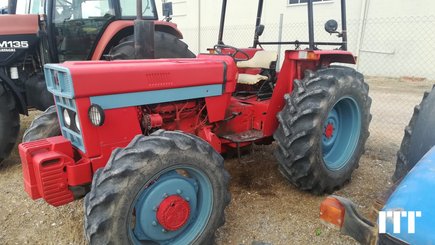 Tractor agricola Case 585 - 4