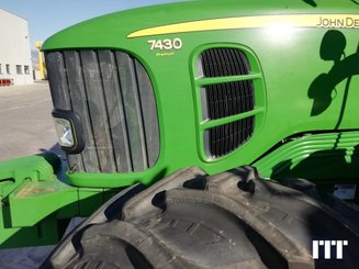 Tractor agricola John Deere 7430 - 2