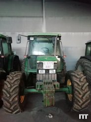 Tractor agricola John Deere 6310 - 2