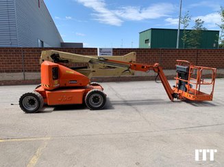 Plataforma JLG E450AJ - 4